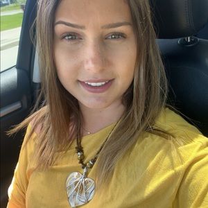 Meet your Posher, Kelly